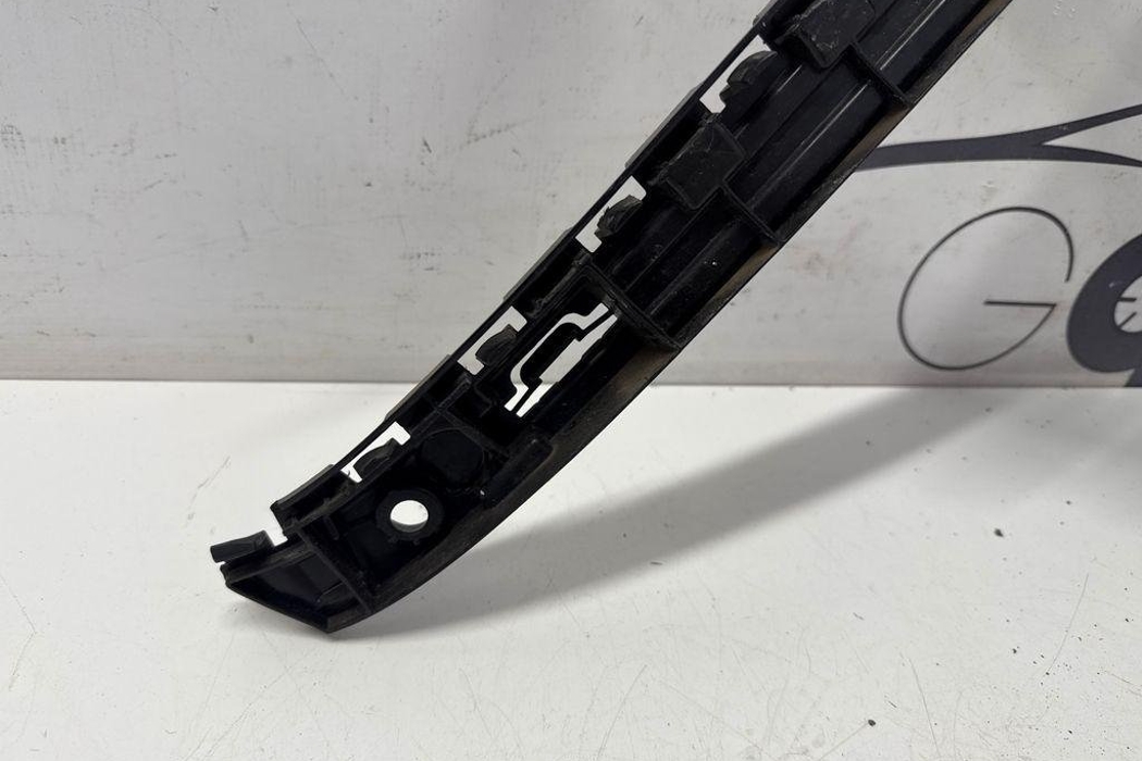MERCEDES-BENZ C-Class W205/S205/C205 (2014-2023) Aizmugurējā labā bampera stiprinājums A2058802102 32205443