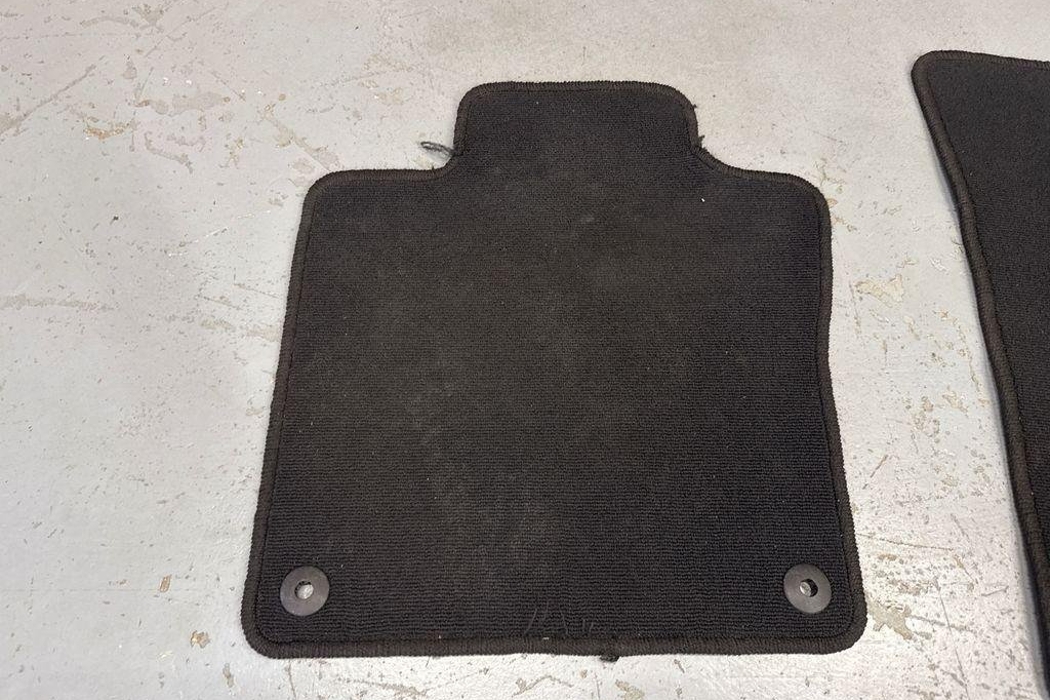 VOLVO XC60 2 generation (2017-2024) Floor Mat Set 32205519