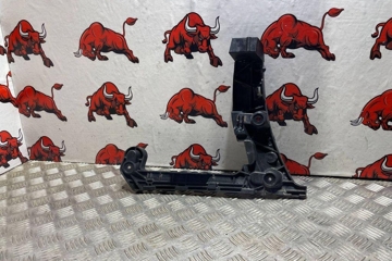 AUDI A4 B9/8W (2015-2024) Aizmugurējā labā bampera stiprinājums 8W9807454A 32187514