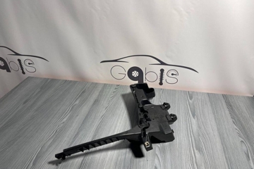 BMW X5 F15 (2013-2018) Aizmugurējā labā bampera stiprinājums 7294390 32187787