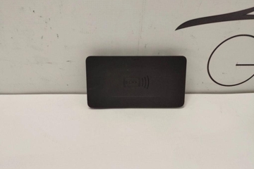 BMW i4 1 generation (2021-2024) Wireless charging station 5A82C19,191630 32196511