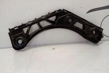 VOLKSWAGEN Tiguan 2 generation (2016-2024) Aizmugurējā kreisā bampera stiprinājums 5NA807394 32196822