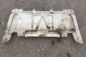 BMW 7 Series G11/G12 (2015-2023) Dzinēja apakšas aizsargs/panna 6868620 32200498