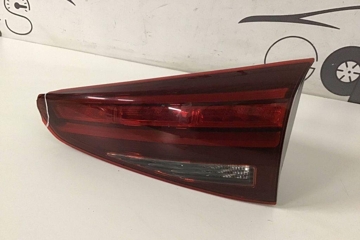 HYUNDAI Tucson 4 generation (2020-2023) Aizmugurējais labais lukturis bagāžniekā 92404D7600 32200727
