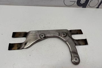 PORSCHE 911 991 (2011-2020) Exhaust Hanger Bracket 99111147301 32203803