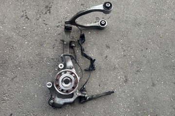 MERCEDES-BENZ GLC X253 (2015-2024) Front Right Wheel Hub A2533320201 32204267