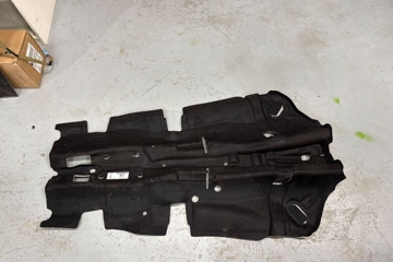 VOLVO XC60 2 generation (2017-2024) Interior Mat 32241901 32204521