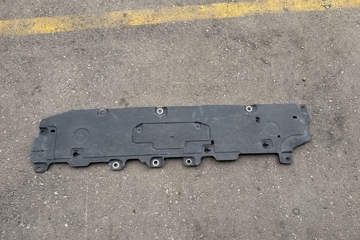 VOLVO XC60 2 generation (2017-2024) Left Side Underbody Cover 31497613 32204656