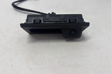 AUDI A4 B9/8W (2015-2024) Aizmugurējā bagāžnieka atpakaļskata kamera 3V0827566L 32205271