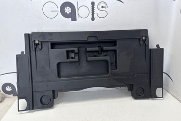 AUDI A4 B9/8W (2015-2024) Rezerves riteņu nodalījuma apdare 8W8863373C 32205302