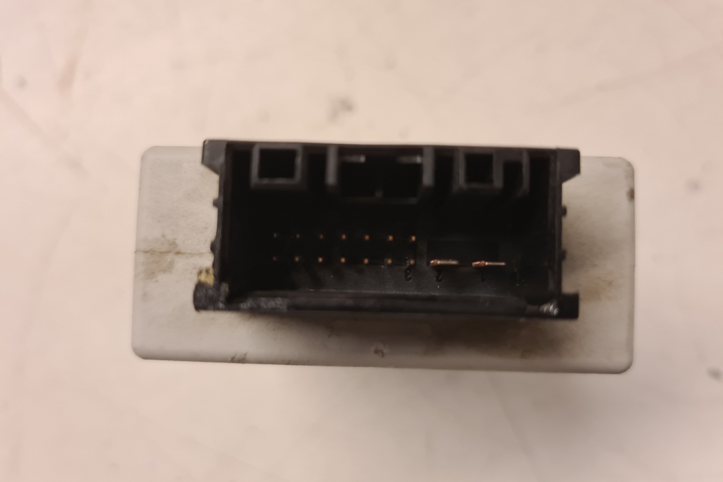BMW 3 Series E90/E91/E92/E93 (2004-2013) Āķa vadības bloks 6972501 31848082