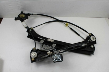 MERCEDES-BENZ E-Class W212/S212/C207/A207 (2009-2016) Priekšējo kreiso durvju logu pacēlājs A2077200546 31938872