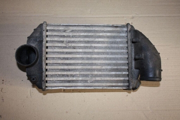 VOLKSWAGEN Passat B5 (1996-2005) Радиатор интеркулера 059145805 31941570