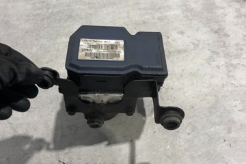 VOLKSWAGEN Sharan 2 generation (2010-2024) ABS Pump 7N0614109P 32384181