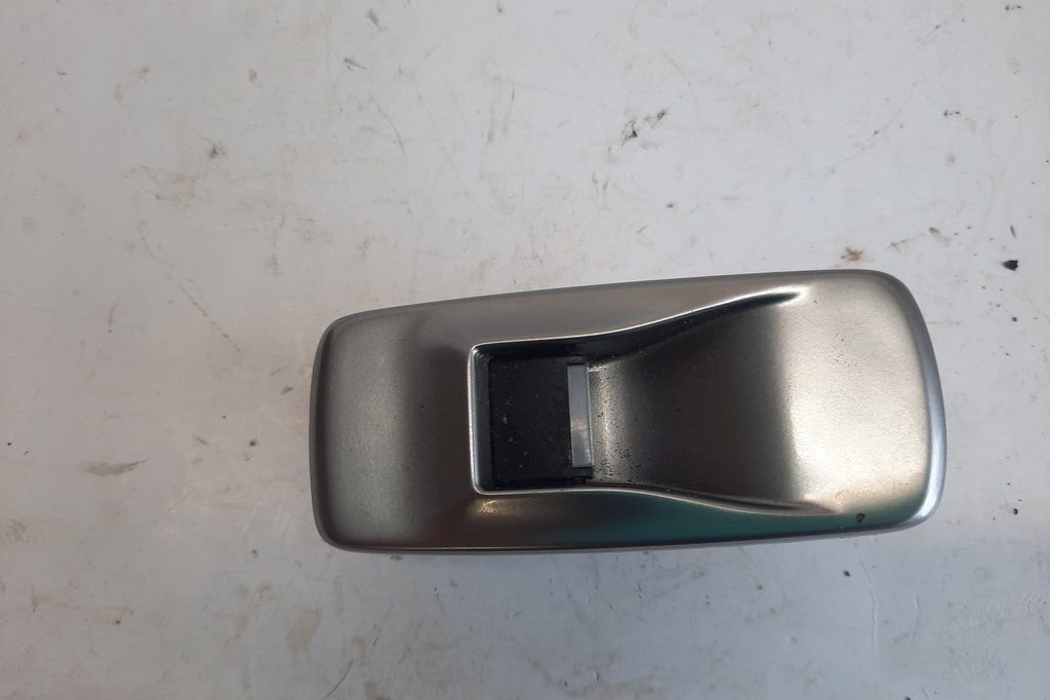 JAGUAR XF 1 generation  (2011-2016) Rear Left Door Window Control Switches AW9314717AB 15363973