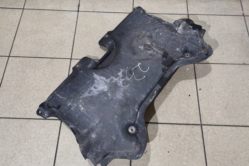 MERCEDES-BENZ C-Class W204/S204/C204 (2004-2015) Engine Cover A2045203223 27293386