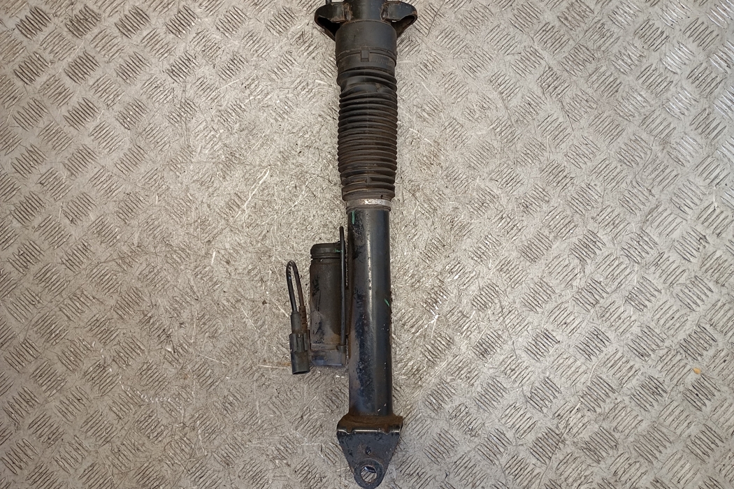 MERCEDES-BENZ GLE W166 (2015-2018) Rear Right Shock Absorber A1663261300 30922068