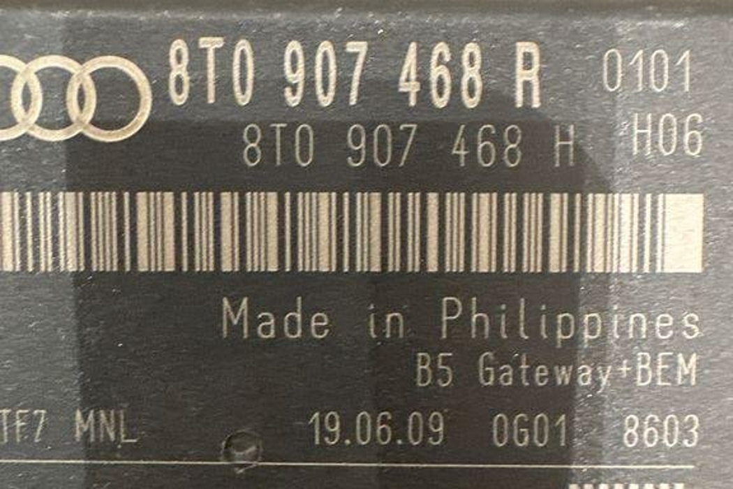 AUDI A4 B8/8K (2011-2016) Gateway блок 8T0907468H,8T0907468R 32207351