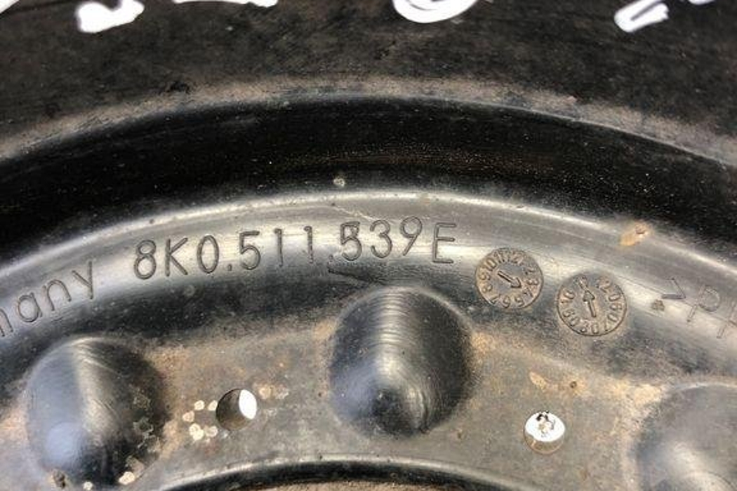 AUDI A4 B8/8K (2011-2016) Другие детали подвески 8K0511539E 32207563