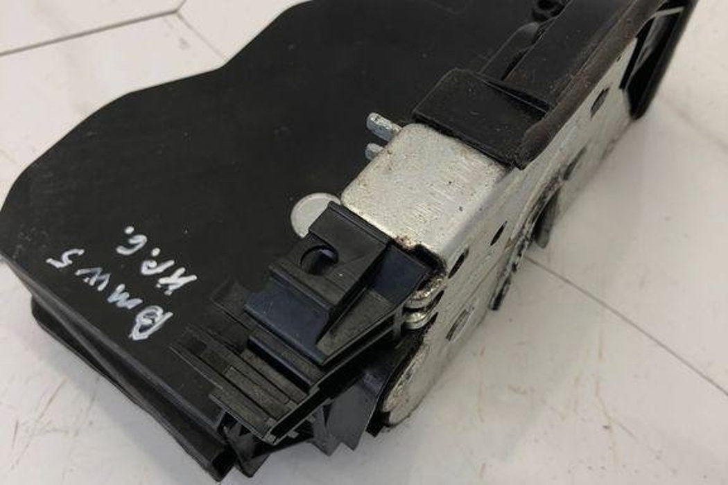 BMW 5 Series F10/F11 (2009-2017) Rear Left Door Lock 7202147,053702 32208495