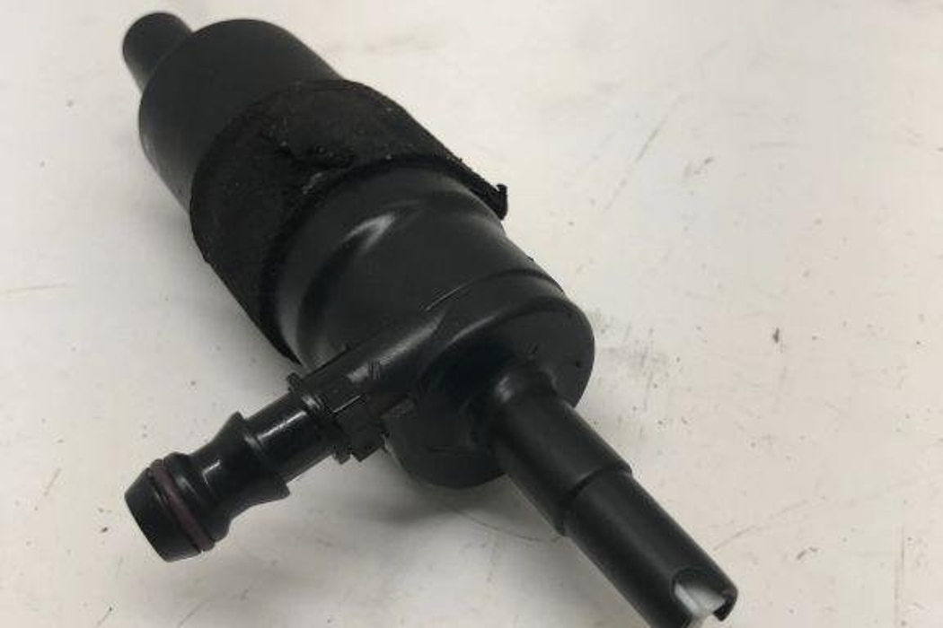 AUDI A6 C8/4K (2018-2024) Headlight washer motor 67126973097,00101612V,67128377613,1209387,1J0973722A,1J0955681,67120154875,5ND955681,67128362157,MR911031,3B0955681A,1112804,3B7955681 32208912