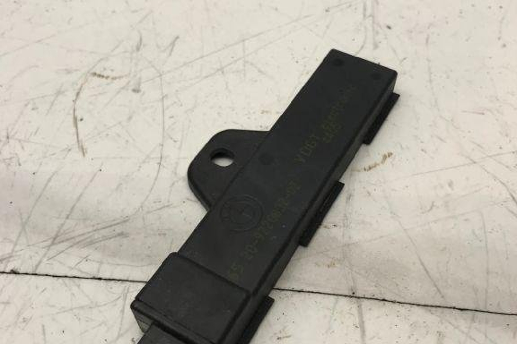 BMW 5 Series F10/F11 (2009-2017) Keyless Entry Antenna 9220832 32209172
