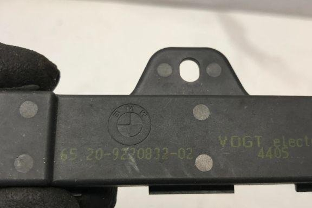 BMW 5 Series F10/F11 (2009-2017) Keyless Entry Antenna 9220832 32209189