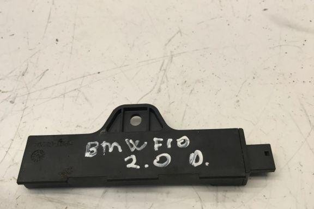 BMW 5 Series F10/F11 (2009-2017) Keyless Entry Antenna 9220832 32209189