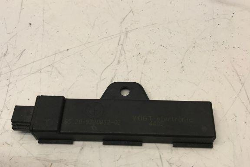 BMW 5 Series F10/F11 (2009-2017) Keyless Entry Antenna 9220832 32209189