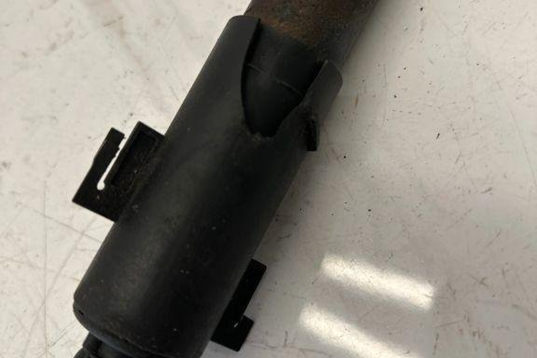 AUDI A4 B8/8K (2011-2016) Right Side Headlight Washer 32209480