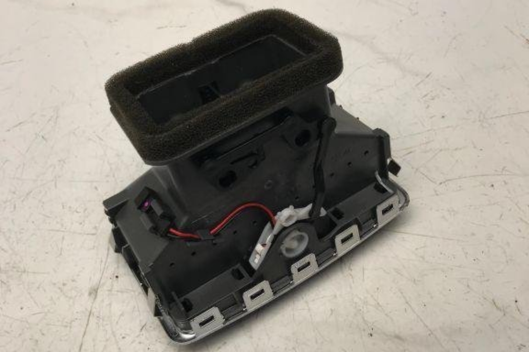 AUDI A6 C6/4F (2004-2011) Vzduchové mriežky stredovej konzoly 4F0819203B 32209842
