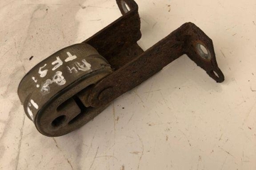 AUDI A4 B8/8K (2011-2016) Exhaust Hanger Bracket 8D0253147C 32207690