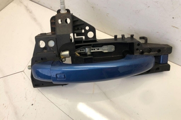 AUDI A4 B8/8K (2011-2016) Labās puses bīdāmo durvju ārējais rokturis 8T01837885,24253 32208464