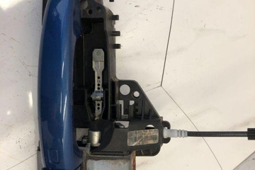AUDI A4 B8/8K (2011-2016) Labās puses bīdāmo durvju ārējais rokturis 8T02837886,2425389 32208467