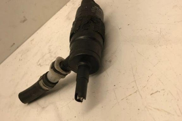 AUDI A6 C6/4F (2004-2011) Headlight washer motor 67126973097,00101612V,67128377613,1209387,1J0973722A,1J0955681,67120154875,5ND955681,67128362157,MR911031,3B0955681A,1112804,3B7955681 32208834