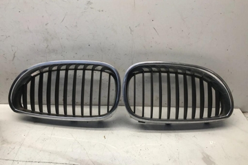 BMW 5 Series E60/E61 (2003-2010) Radiatora reste 32209363