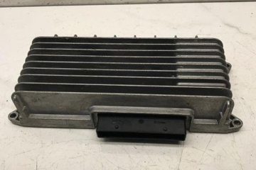 AUDI A4 B8/8K (2011-2016) Усилитель звука 8T0035223AH,8T0035223,70300400300 32209676