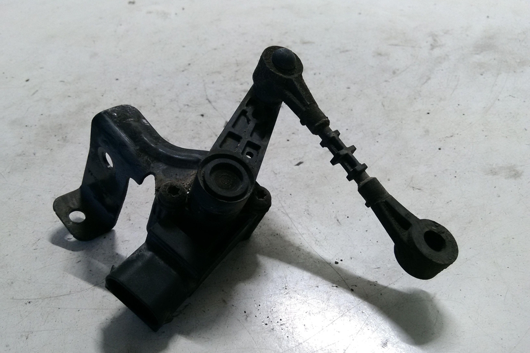 LAND ROVER Range Rover Evoque L538 (1 gen) (2011-2020) Front Left Level Sensor BJ323D026AA 29921019