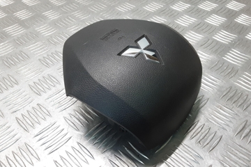 アリゲーター アディダス オリジナルス ZX 700 (メンズスニーカー) 価格比較