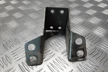 VOLVO V40 2 generation (2012-2020) Exhaust Hanger Bracket 31439520 28410834