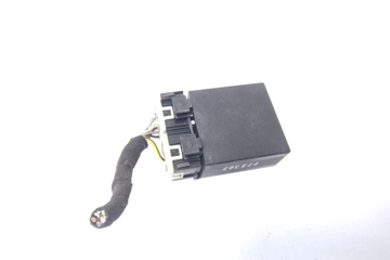 AUDI A4 B8/8K (2011-2016) Relejs 8D0907701A 31250340