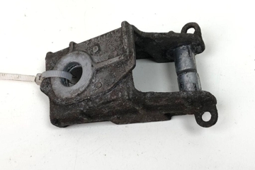 AUDI A4 B8/8K (2011-2016) Exhaust Hanger Bracket 8K0253144M 31273797