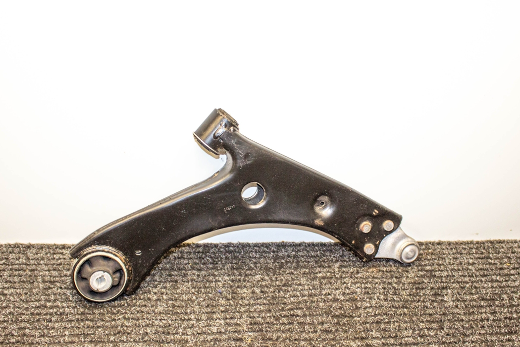 FORD Kuga 3 generation (2019-2023) Front Left Arm LX613A424BEA 32067293