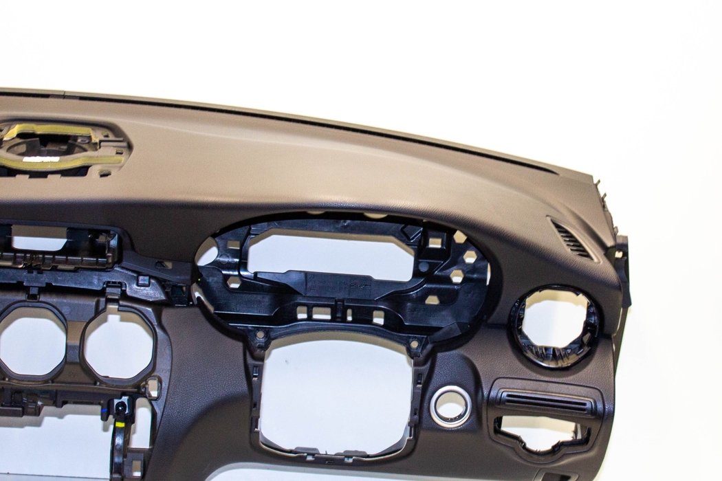 MERCEDES-BENZ C-Class W205/S205/C205 (2014-2023) Dashboard A20568002887 32100799