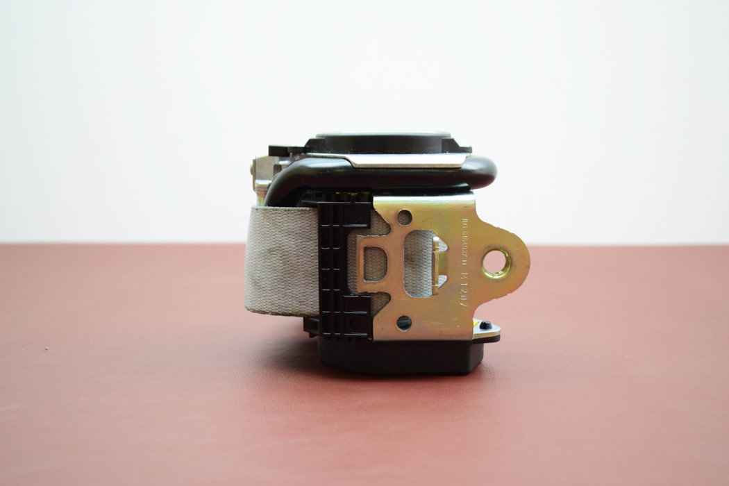 PORSCHE 911 991 (2011-2020) Front Right Seatbelt 99180303304 17915191