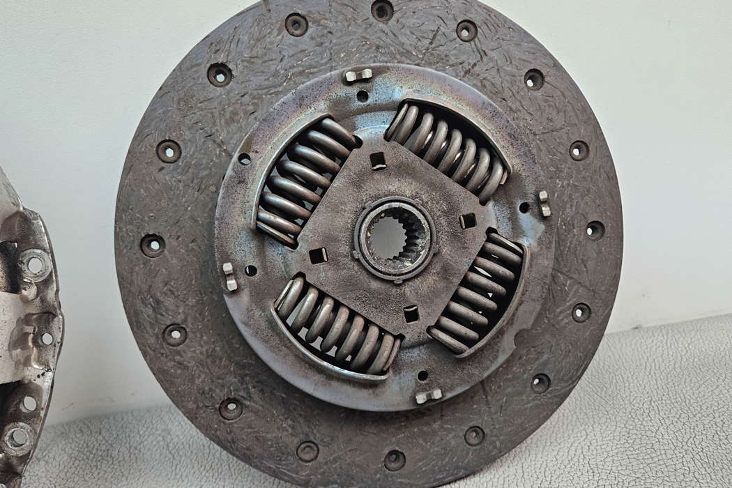 kia-sportage-4-generation-2016-2022-clutch-kit-23200-2a810-21848736
