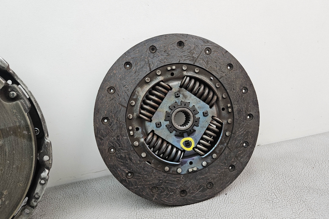 kia-sportage-4-generation-2016-2022-clutch-kit-23200-2a810-21848736