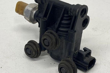 LAND ROVER Range Rover Sport 1 generation (2005-2013) Air Suspension Control Unit RVH000045 31622997