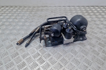 MERCEDES-BENZ SL-Class R230 (2001-2011) Air distributor/valve block (Pneumatic chassis) A2203200358,2203200358 32095731