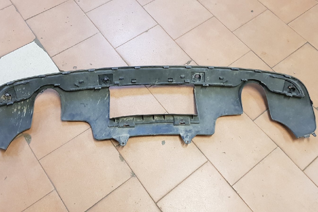 AUDI Q5 (8R) Apatinė bamperio dalis (lūpa) 8R0807833g, 1438RRR 11742198 ...